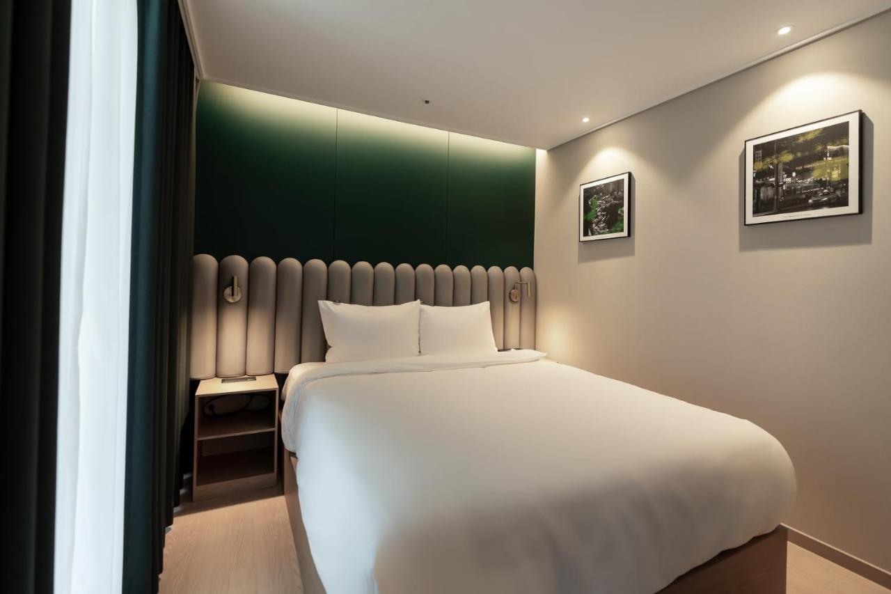 D Ov Haeundae Hotel Μπουσάν Εξωτερικό φωτογραφία