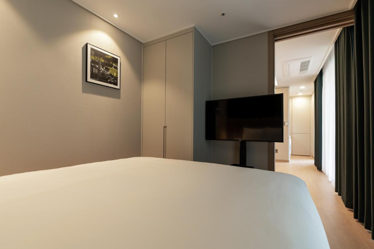 D Ov Haeundae Hotel Μπουσάν Εξωτερικό φωτογραφία