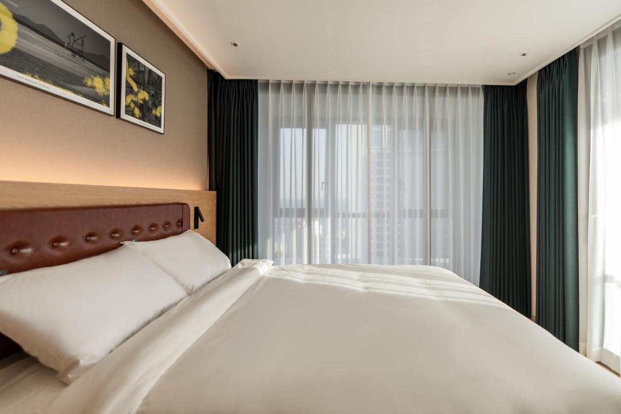 D Ov Haeundae Hotel Μπουσάν Εξωτερικό φωτογραφία