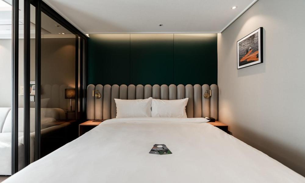 D Ov Haeundae Hotel Μπουσάν Δωμάτιο φωτογραφία