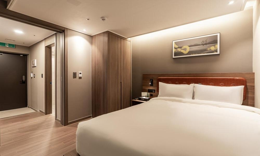 D Ov Haeundae Hotel Μπουσάν Δωμάτιο φωτογραφία